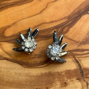 Vintage Juliana-Style Elegant Silver and Black Crystal Earrings